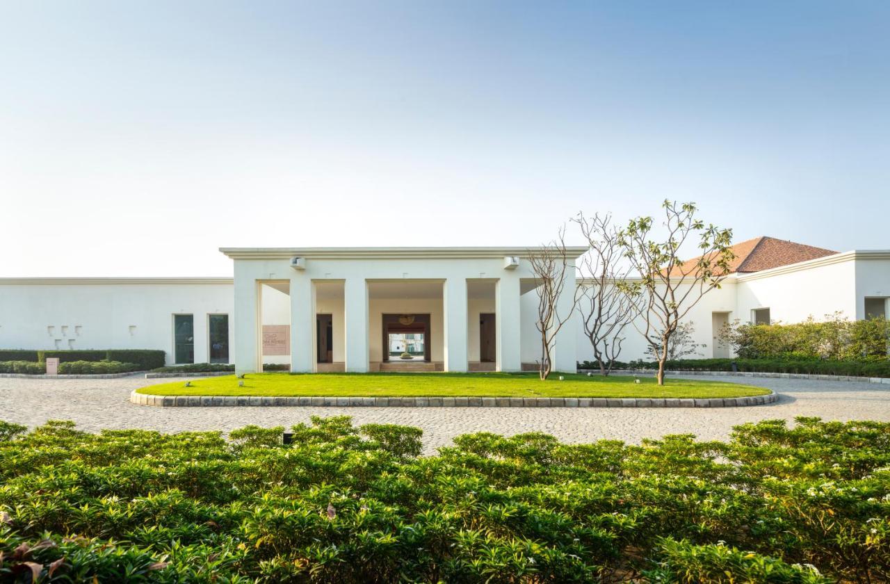 Marasa Sarovar Premiere, Bodhgaya Экстерьер фото