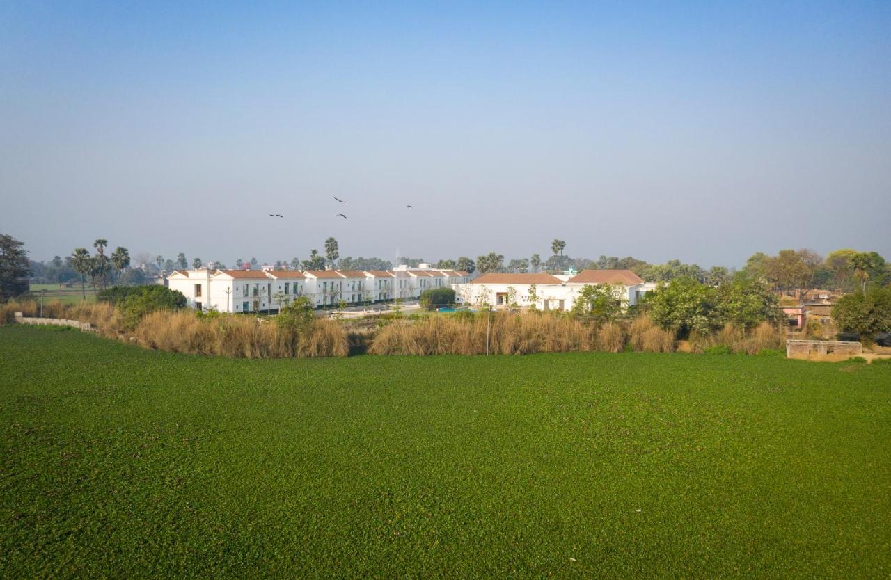 Отель Marasa Sarovar Premiere, Bodhgaya Экстерьер фото