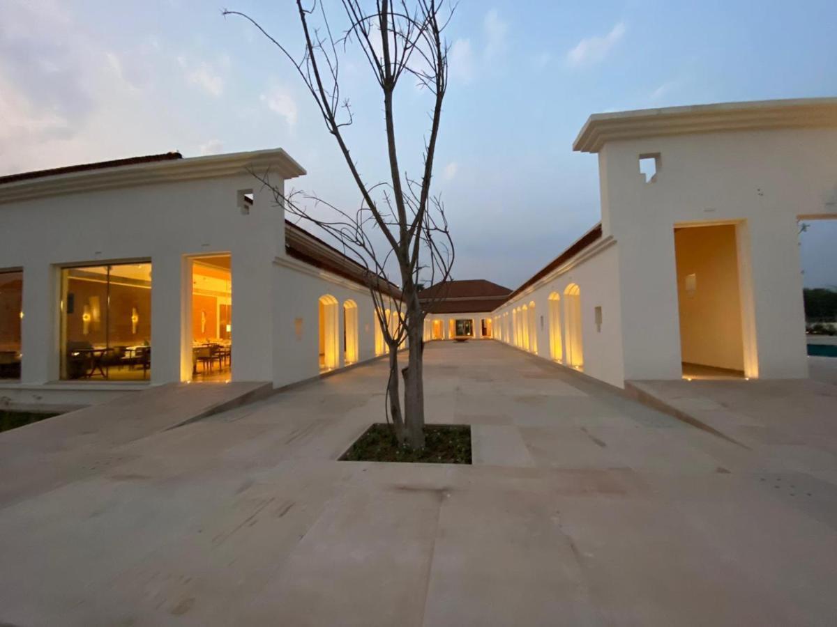 Marasa Sarovar Premiere, Bodhgaya Экстерьер фото
